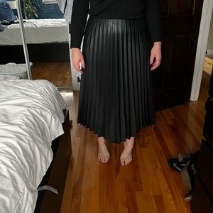 Mango faux-leather pleated midi skirt - NWT